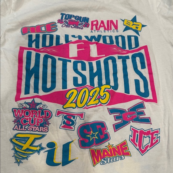 Hot Shots EXCLUSIVE Graphic T-Shirt - White - Picture 5 of 5